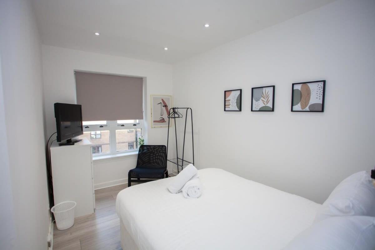 Bright Central Flat With Balcony And Free Parking Glasgow Exterior foto